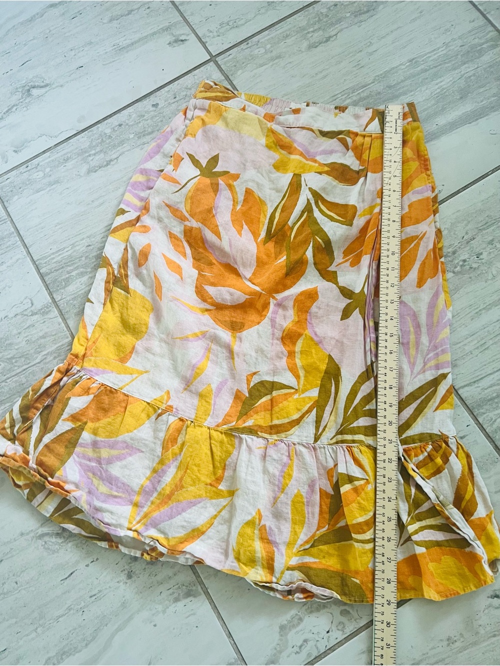 C&C California 100% Linen Tropical Wrap Midi Skirt | Size Large - Picture 7 of 10